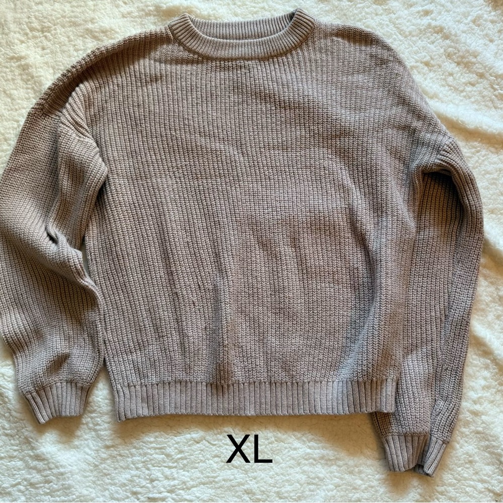 Cozy Ribbed Knit Sweater - XL